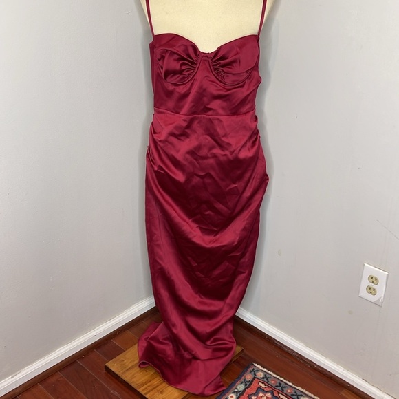 House of CB Flora Wine Satin Pleated Corset Midi Dress‎ L+ - Picture 3 of 13